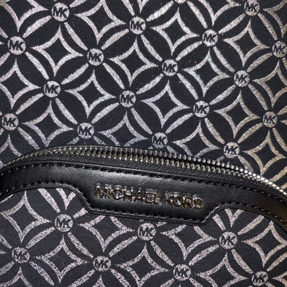 MK backpack - Picture 3 of 7